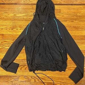 NWT Outdoor Voices Women’s FrostKnit Hoodie. Size Small.